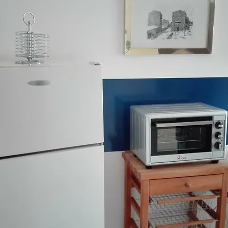 Casa Vacanze Marconi Apartment *