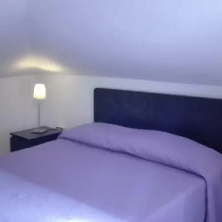 Casa Vacanze Marconi Apartment *